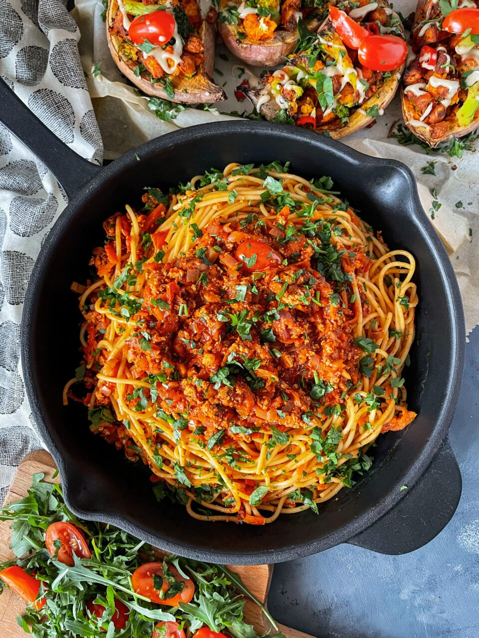 wegańskie spaghetti bolognese meet without meat